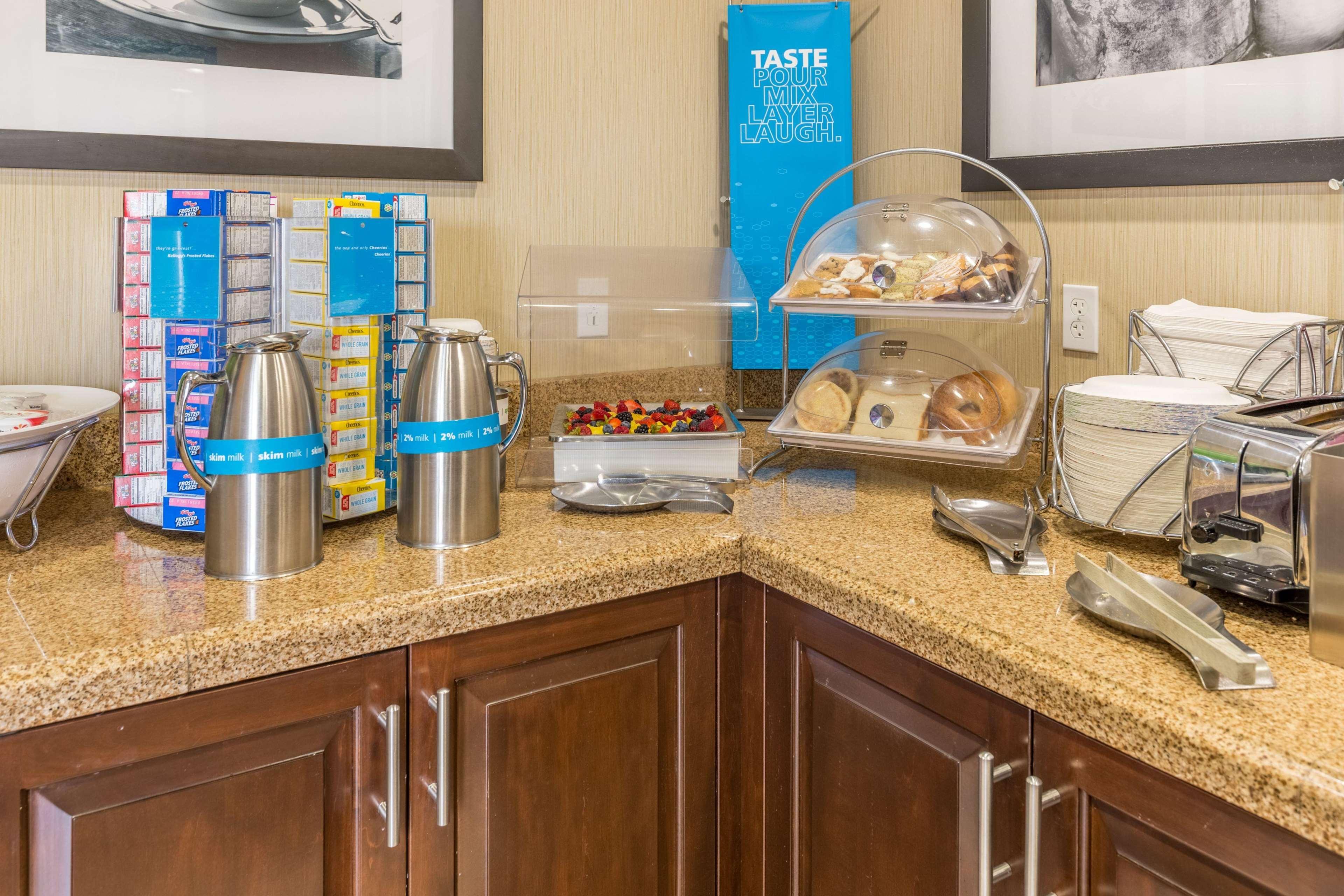Hampton Inn Owensboro Ngoại thất bức ảnh